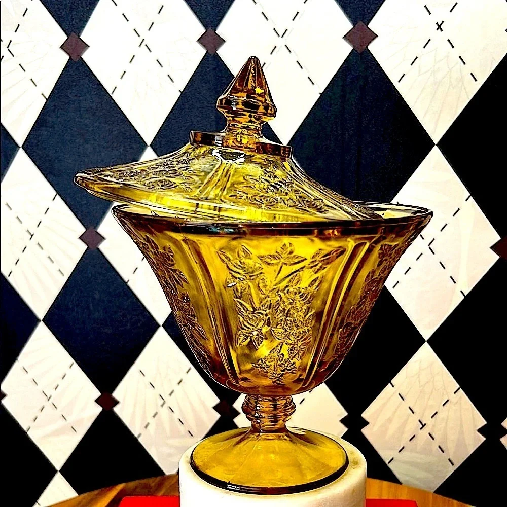 Vintage Federal Glass “Cabbage Rose” Amber Lidded Jar – Depression Glass Style - Picture 6 of 12